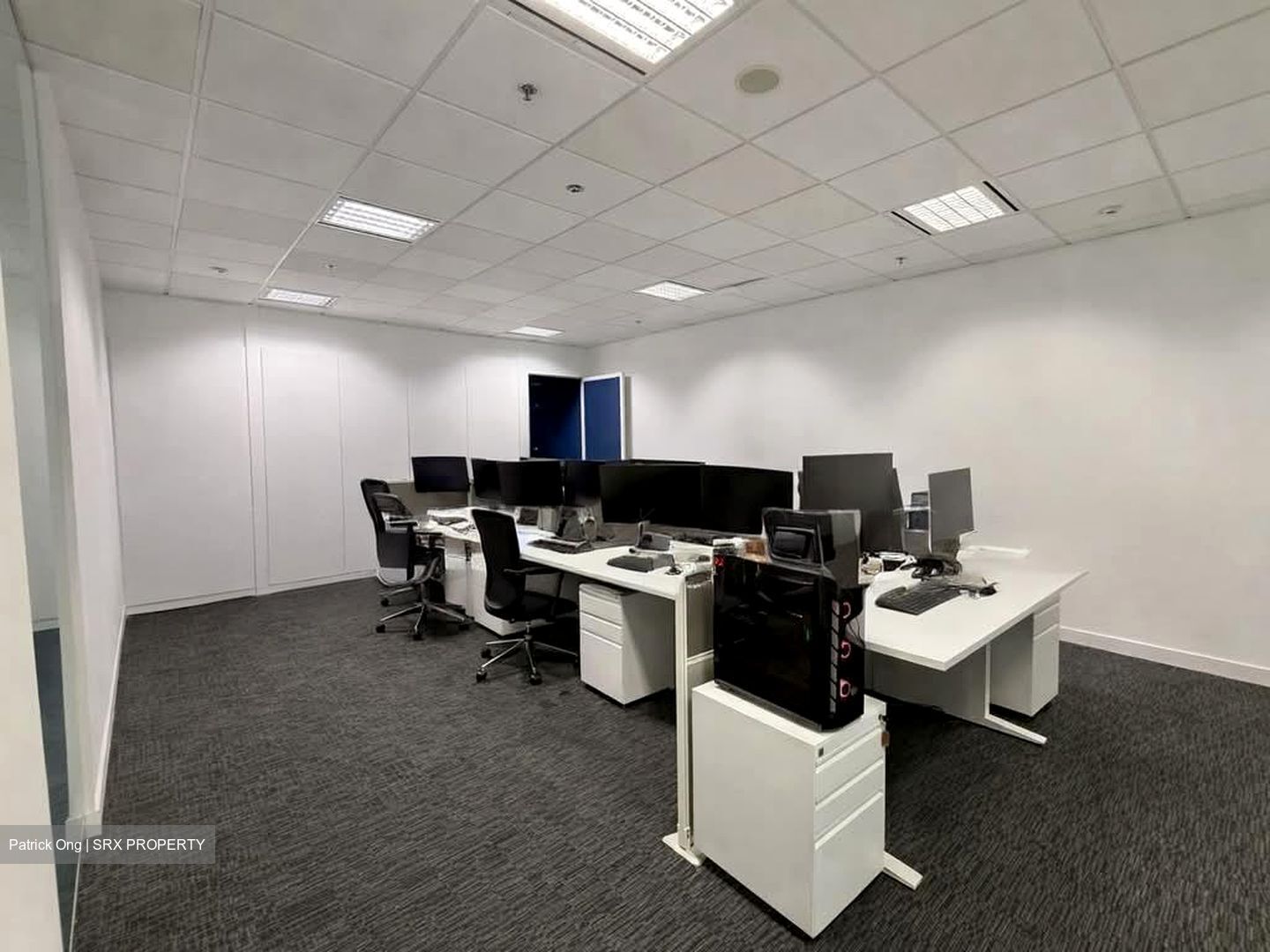 Ocean Financial Centre (D1), Office #570507041